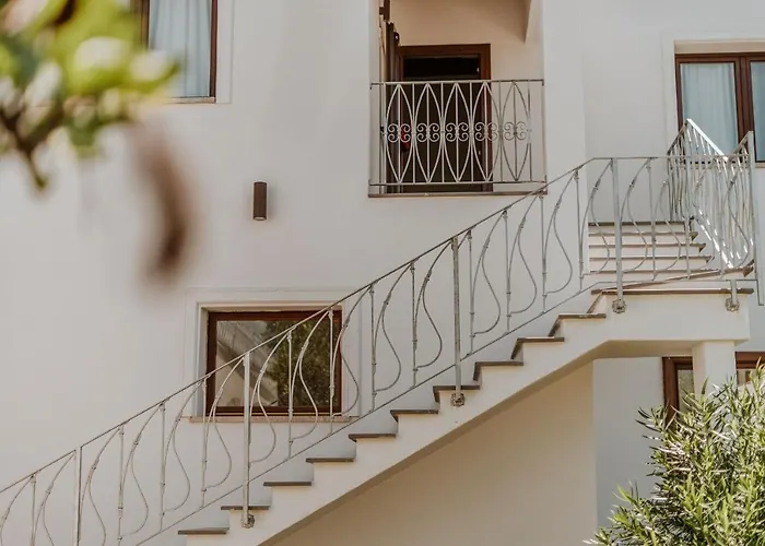 Hotel Con Piscina Fior Di Sardegna